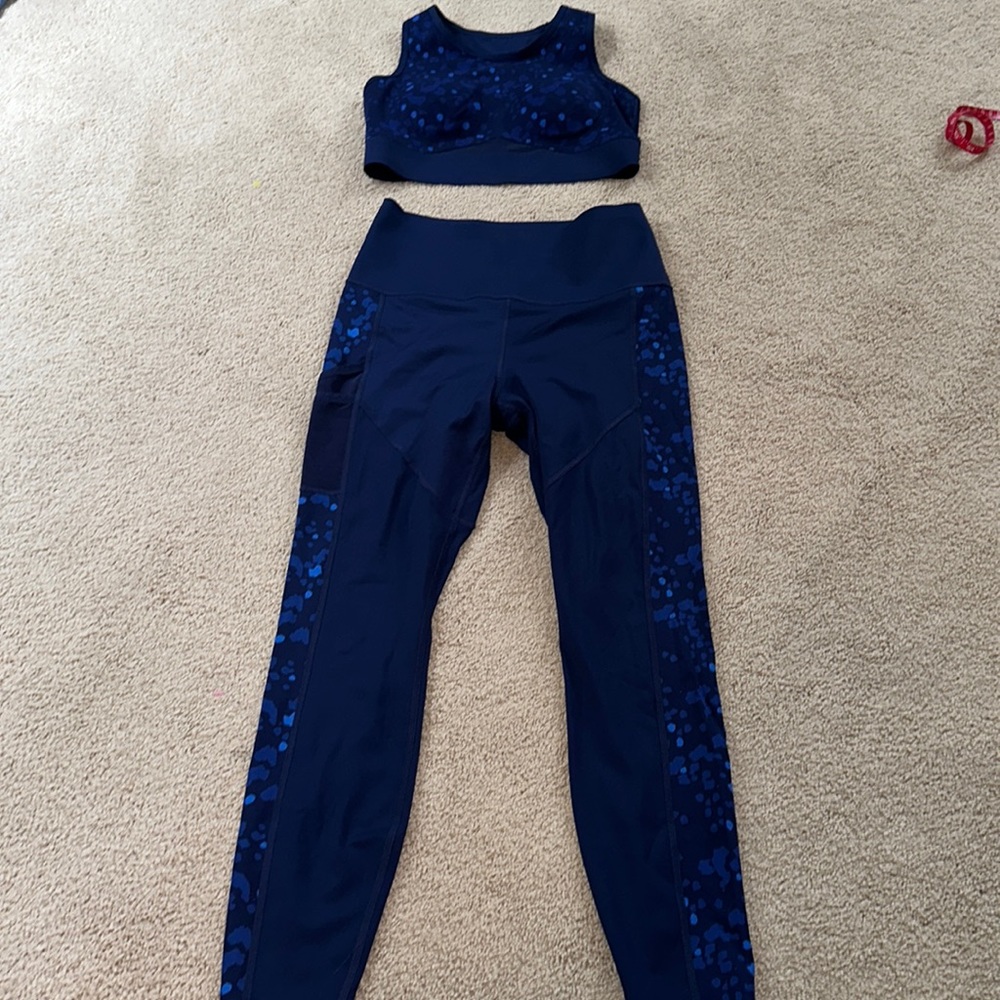 Knix sports bra and leggings set